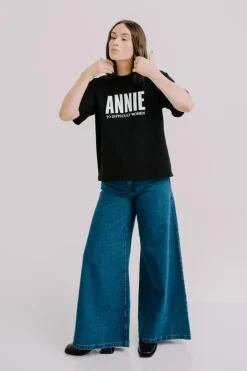 Annie - Annie Tee - Black