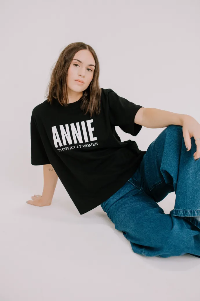 Annie - Annie Tee - Black