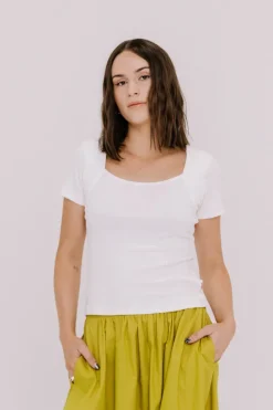 Annie - Juni Ribbed Tee - White