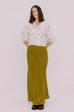 Annie - Lydia Wrap Blouse - White Winter Floral