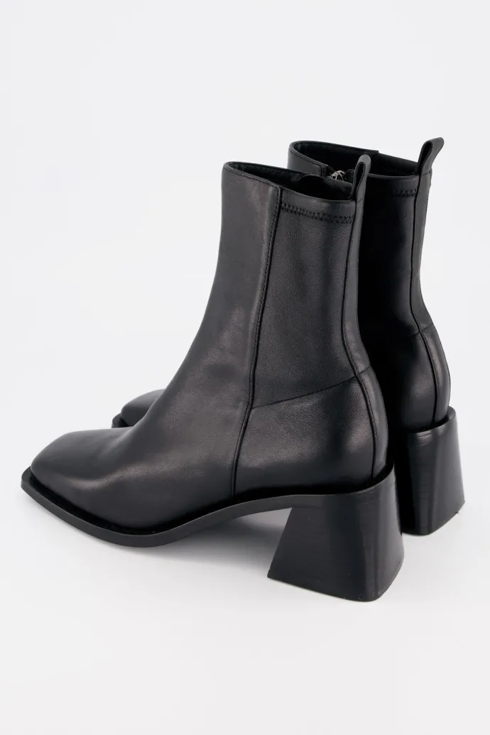 Bronwyn - Marilyn Boot - Black