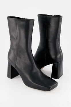 Bronwyn - Max Boot - Black