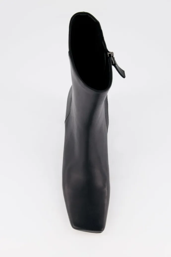 Bronwyn - Max Boot - Black