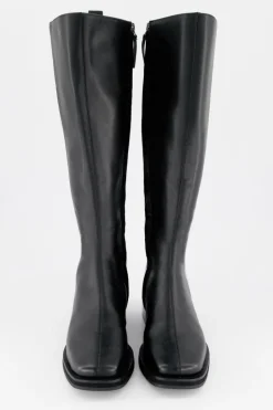 Bronwyn - Vikki Boot - Black