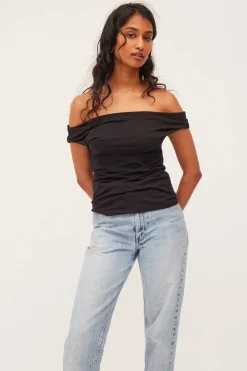 Dominique Healy - Vera Tee - Black