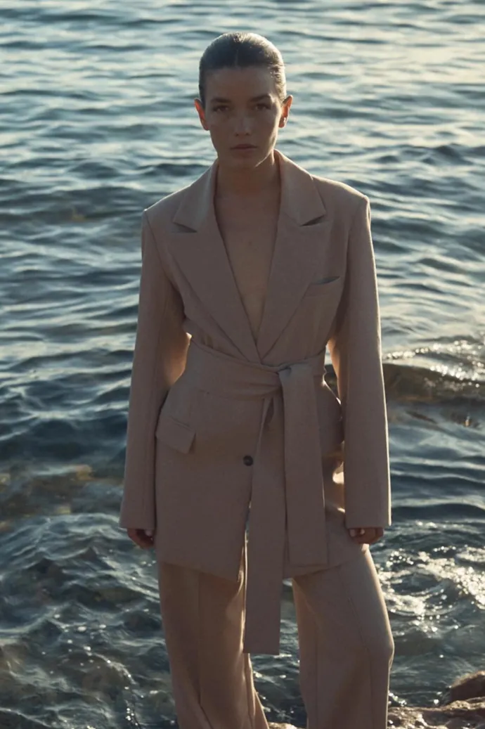 Friend of Audrey - Waylen Multi-wear Blazer - Natural