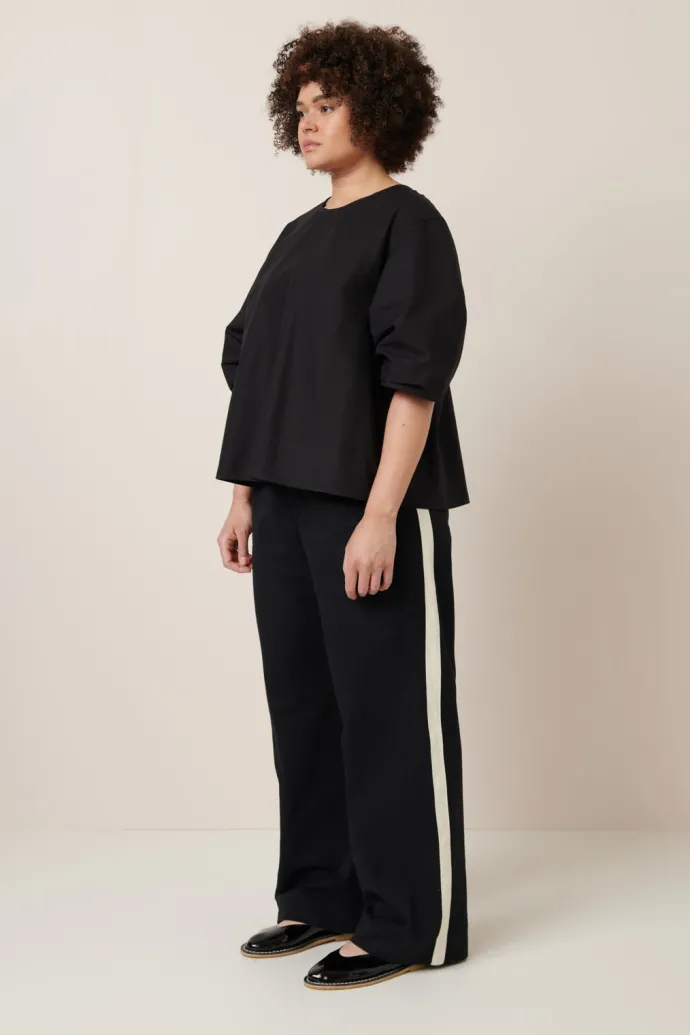 Kowtow - Mila top - Black