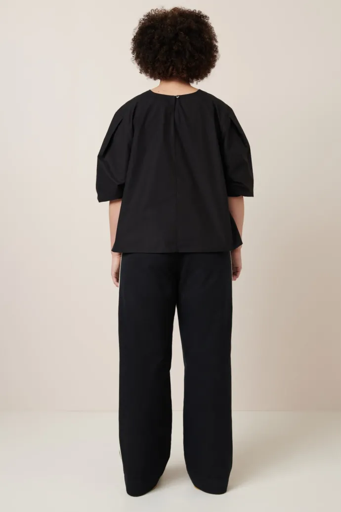 Kowtow - Mila top - Black