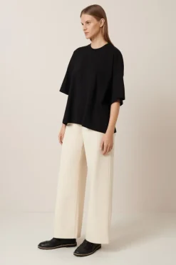 Kowtow - Oversized Boxy Tee - Black