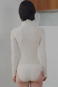 LAST ONE | Baserange - Omato Turtleneck - Off white