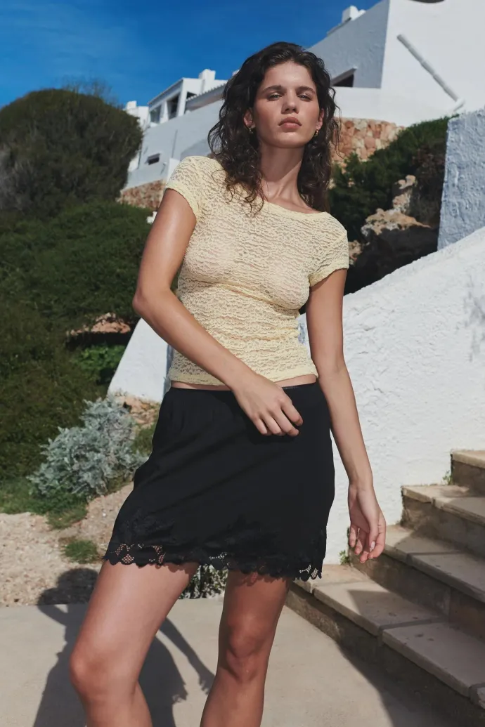 LAST ONE | ROWIE - Galo Lace Tee - Lemon