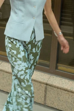 LAST ONE | Third Form - Modern Muse Bias Skirt - Olive Shadow