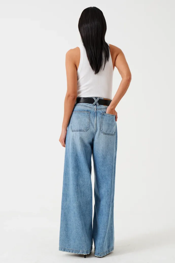 Seventy + Mochi - Bay Jean - Weekender